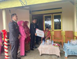 Di Hari Bhayangkara ke 79, Kapolres Morowali Serahkan Empat Rumah dan Fasilitas Air Bersih ke Masyarakat