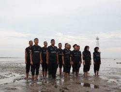 Perkuat Fisik, Mental, dan Disiplin, CPNS Lapas Labuhan Ruku Lintas Alam ke Pantai Belacan.