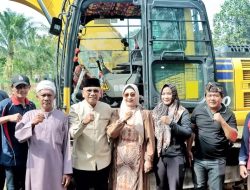 Swadaya Masyarakat Tiga Nagori Di Kecamatan Siantar. Bupati Simalungun Apresiasi Pembelian Tanah Wakaf untuk TPU.