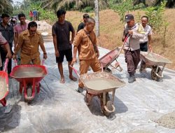 Ucap kan trima kasih kepada PJ Pangulu yang mewakili camat atas gotong royong Pengerasan Rabat Beton