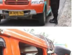 Kapolres Simalungun Beri teguran Langsung kepada Supir Angkot yang menaikan sewa, Siswa di Atas Capmobil