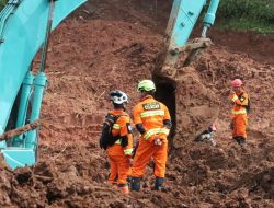 3 Orang Korban Longsor di Cilacap Masih Dalam Pencarian, SAR Fokuskan di 2 Titik