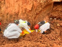 Momen Duka Di Hari Kesembilan, Balita Korban Tanah Longsor Majenang Berhasil Dievakuasi Tim SAR Gabungan