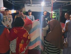 Peduli Masyarakat Polsek Bosar Maligas Tanggap Banjir, Salurkan Bantuan Sembako dan Nasi Bungkus untuk Warga. 