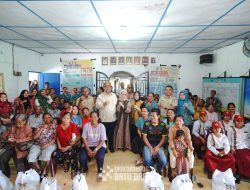 Masyarakat Limau Sundai Sambut Hangat Kehadiran Bupati dan TP-PKK dalam Penyerahan Bantuan Banjir*