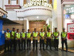 *Kapolresta Cilacap Tinjau Pos Pengamanan Gereja, Wujudkan Natal yang Aman dan Damai*