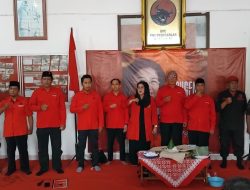 PDIP Cilacap Rayakan HUT ke-79 Megawati dengan Potong Tumpeng