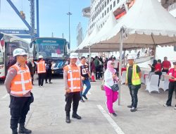Kunjungan Kapal Pesiar Internasional MV.Star Voyager di Negara Indonesia di PT.Pelindo Pelabuhan Kuala Tanjung