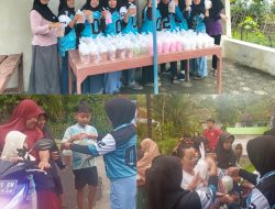 Emak-emak Grup Senam Erobik di Desa Pegadingan Bagi-bagi Ratusan Takjil Gratis