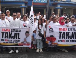 1.500 Takjil Gratis PSI Cilacap Selatan Ludes Diserbu Warga 