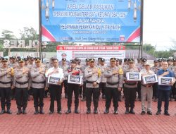 Kapolres Simalungun Bagikan Parcel Lebaran untuk Personil, Apresiasi Kinerja dan Tingkatkan Semangat Kerja
