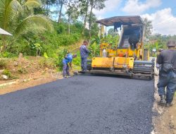 Proyek Pengaspalan Tayem–Bengbulang Disorot, Tidak Ada Papan Anggaran