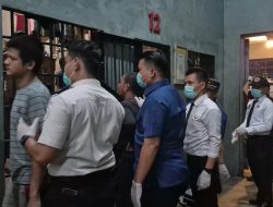 SINERGI BERSAMA POLRI, LAPAS LABUHAN RUKU GELAR RAZIA GABUNGAN DALAM RANGKA PERINGATAN HARI BAKTI PEMASYARAKATAN KE-62