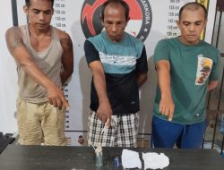 Tiga Pria Memiliki Sabu Diringkus Kanit  I  Ipda Alek Ari Sandi Sidabutar Polres Simalungun.  