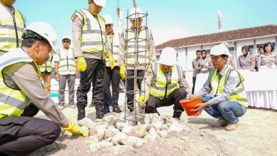 Kapolda Jateng Dorong Transformasi Pelayanan Polri, Gedung BPKB Prototype dan TK Bhayangkari Diresmikan di Kudus*