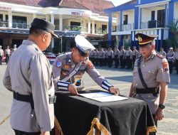 Memasuki Masa Purna Bakti, AKP Suwito Serahkan Jabatan Kapolsek Dayeuhluhur kepada Kapolresta Cilacap*