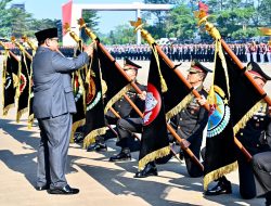 Kado Hari Bhayangkara ke-80, Polda Jateng Raih Penghargaan Tanda Kehormatan Nugraha Sakanti dari Presiden RI*