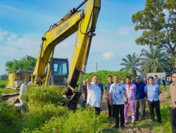Komitmen Tingkatkan Pengelolaan Sampah, Bupati Batu Bara Tinjau Lokasi Rencana Pembangunan TPA di Kecamatan Sei Balai*