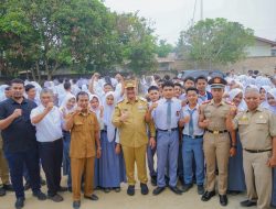 Kunjungi Yayasan Perguruan Nasional Petatal, Bupati Batu Bara Berikan Motivasi kepada Siswa*