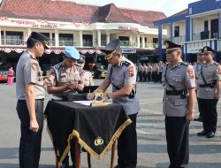 Pejabat Utama dan Kapolsek Jajaran Polresta Cilacap Bergulir, Kapolresta Cilacap Tekankan Penguatan Kinerja dan Kedekatan dengan Masyarakat*