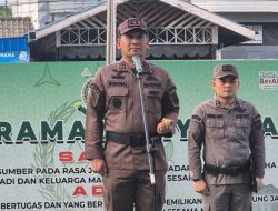 USUNG TEMA “MENGEMBALIKAN KEPERCAYAAN PUBLIK MELALUI PENEGAKAN HUKUM BERINTEGRITAS, ADIL, DAN HUMANIS”, KEJARI SIMALUNGUN PERINGATI HUT KEJAKSAAN RI KE-81