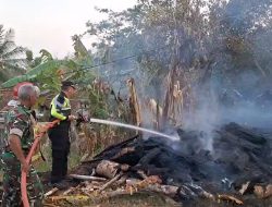 Polsek Cipari Gerak Cepat Padamkan Kebakaran Pangkalan Kayu, Cegah Api Merembet ke Lahan Warga