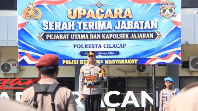 Polresta Cilacap Gelar Serah Terima Jabatan Pejabat Utama dan Kapolsek Jajaran, Kapolresta Tekankan Peningkatan Pelayanan