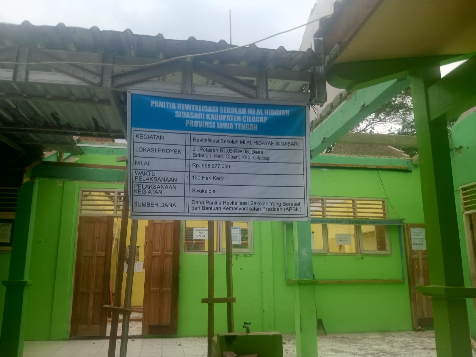 Revitalisasi MI AL HiDAYAH Sidasari Disinyalir Tabrak UU Keterbukaan Informasi Publik