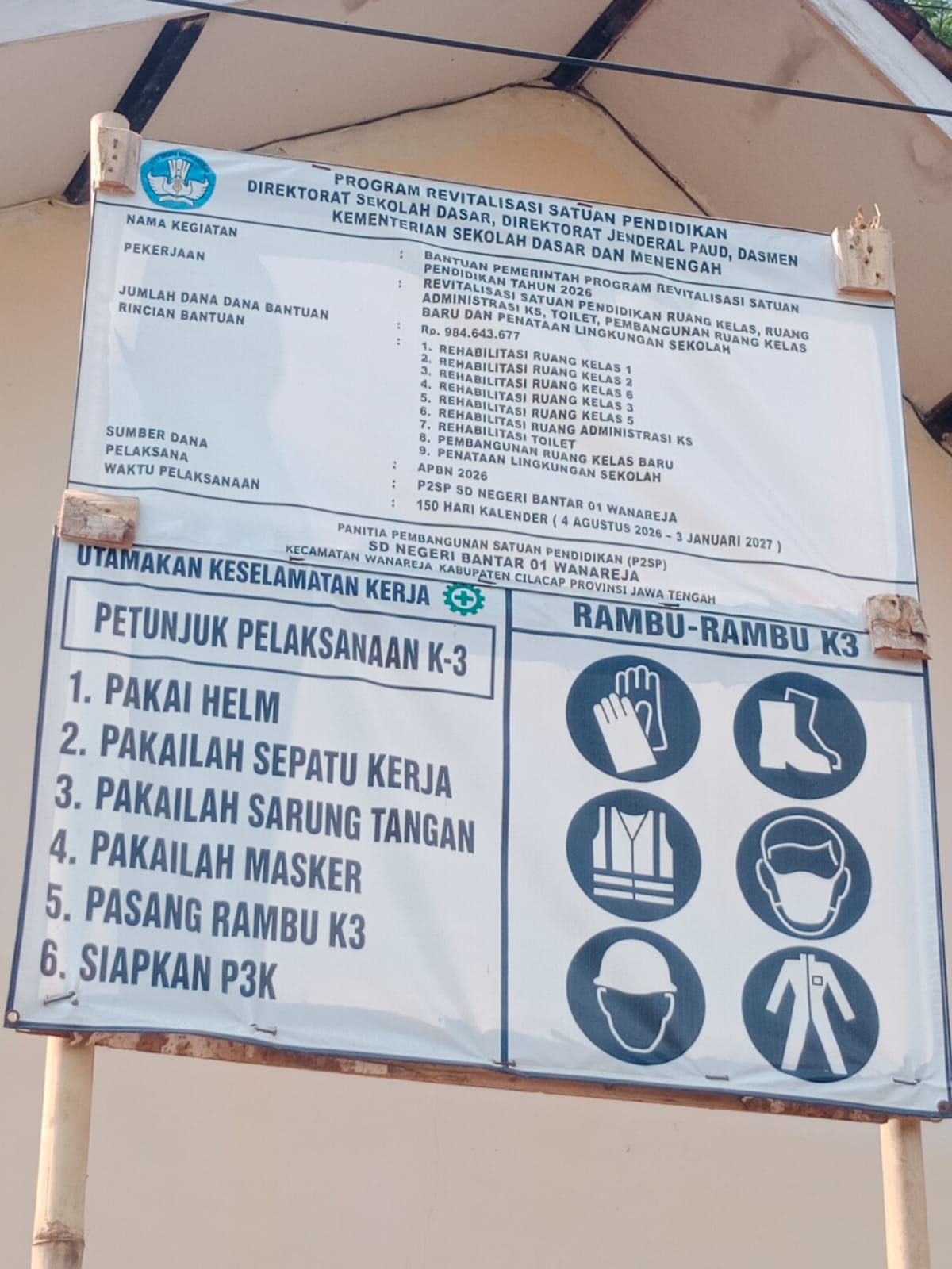 Revitalisasi SD Negeri Bantar 01 Wanareja Diduga Tidak Sesuai Spesifikasi